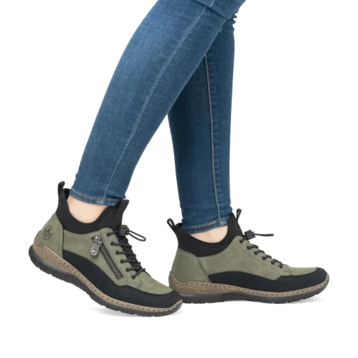 Rieker Damen Slipper kaktusgrün-schwarz
